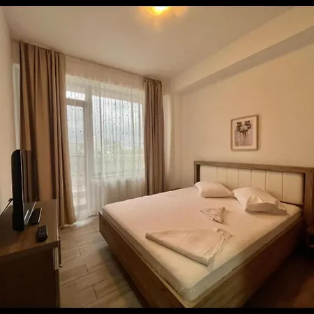 Summerland Nord Black Sea Apartment Mamaia